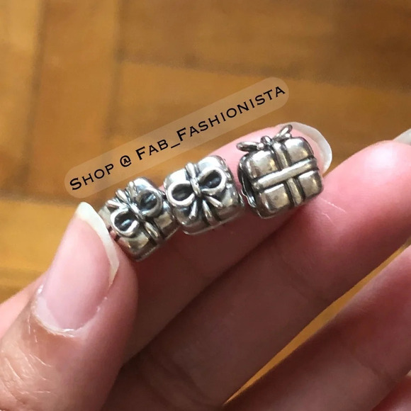 Pandora sterling silver charms - Picture 4 of 5